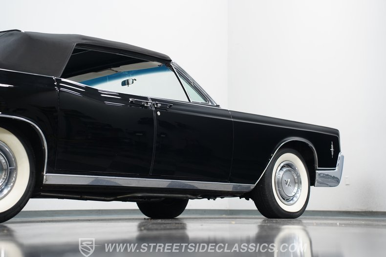 Lincoln-Continental-1966-Black-Black-20