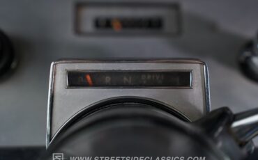 Lincoln-Continental-1966-Black-Black-32