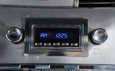 Lincoln-Continental-1966-Black-Black-33