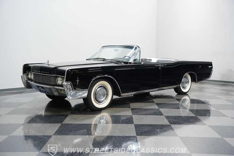 Lincoln-Continental-1966-Black-Black-8