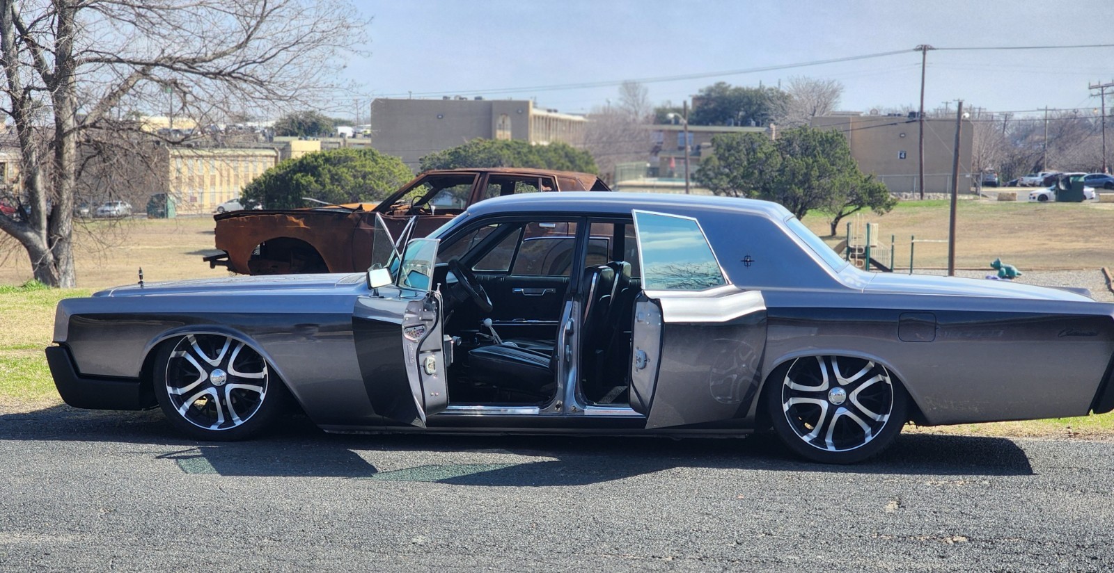 Lincoln-Continental-1967-Sedan-1