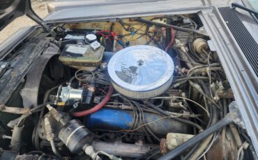 Lincoln-Continental-1967-Sedan-9