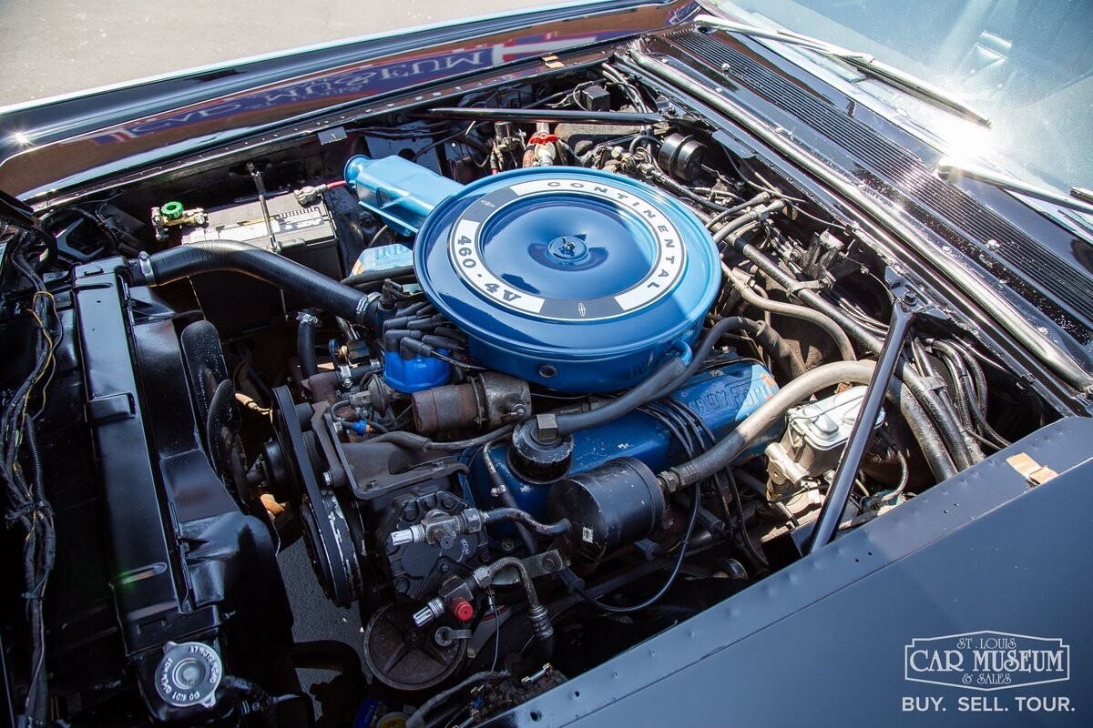 Lincoln-Continental-1969-Limousine-13