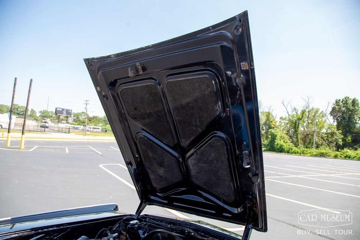 Lincoln-Continental-1969-Limousine-19