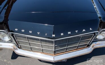 Lincoln-Continental-1969-Limousine-22