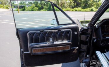 Lincoln-Continental-1969-Limousine-25