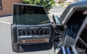 Lincoln-Continental-1969-Limousine-39