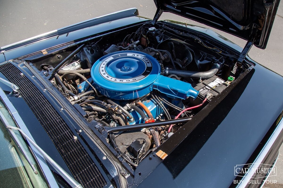 Lincoln-Continental-1969-Limousine-4