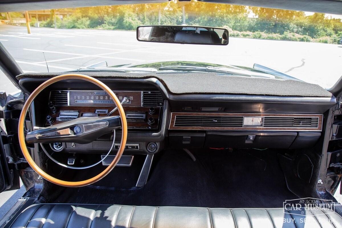 Lincoln-Continental-1969-Limousine-5