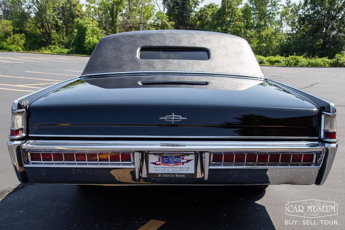 Lincoln-Continental-1969-Limousine-6