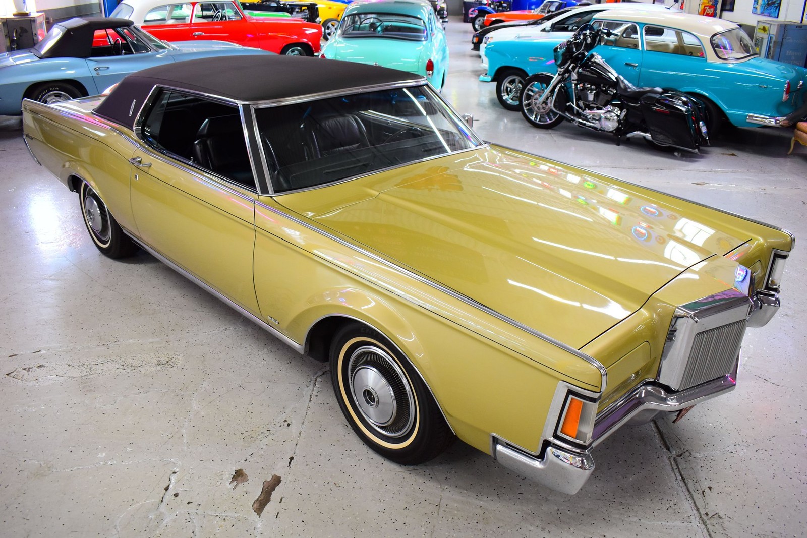 Lincoln-Continental-1971-Coupe-1