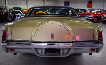 Lincoln-Continental-1971-Coupe-13