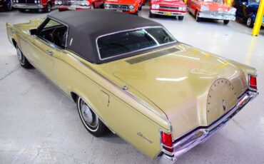 Lincoln-Continental-1971-Coupe-17