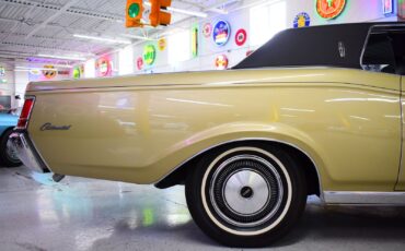 Lincoln-Continental-1971-Coupe-7