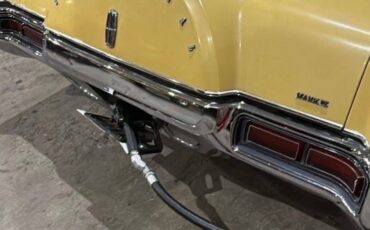 Lincoln-Continental-1972-Coupe-3