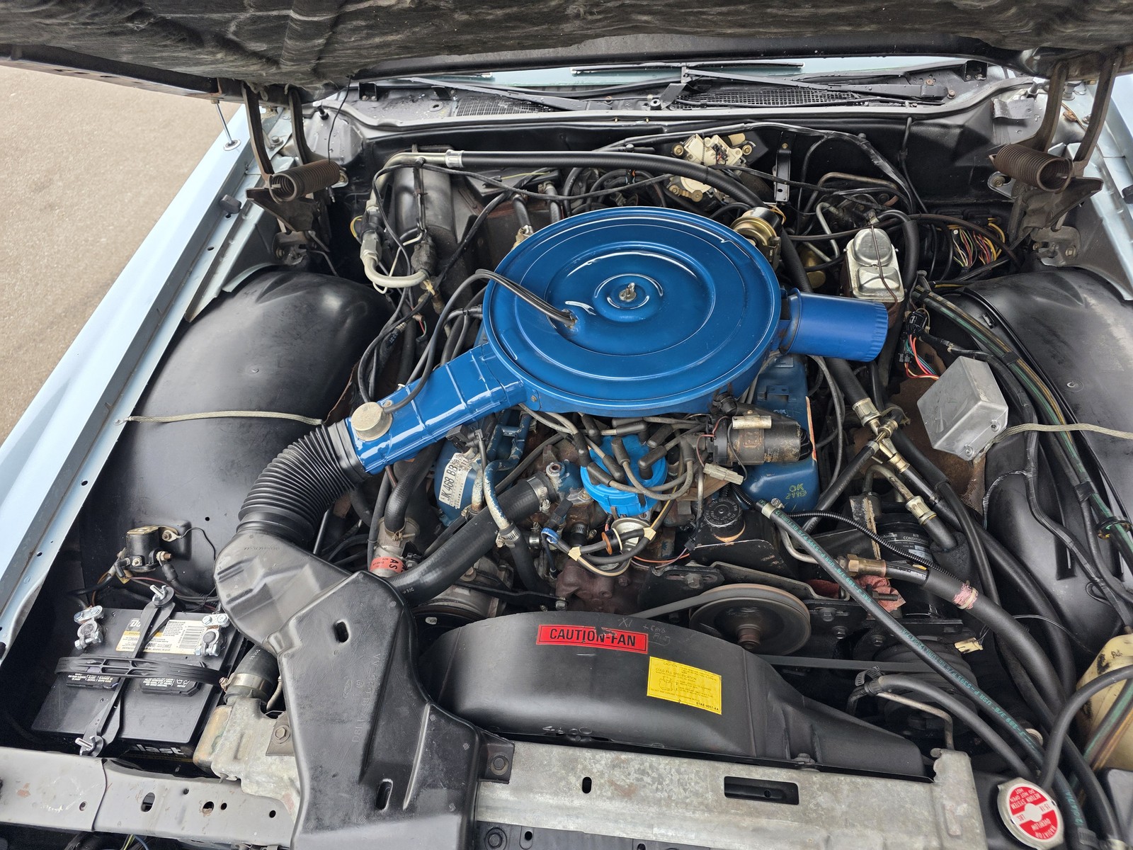 Lincoln-Continental-1978-sedan-15