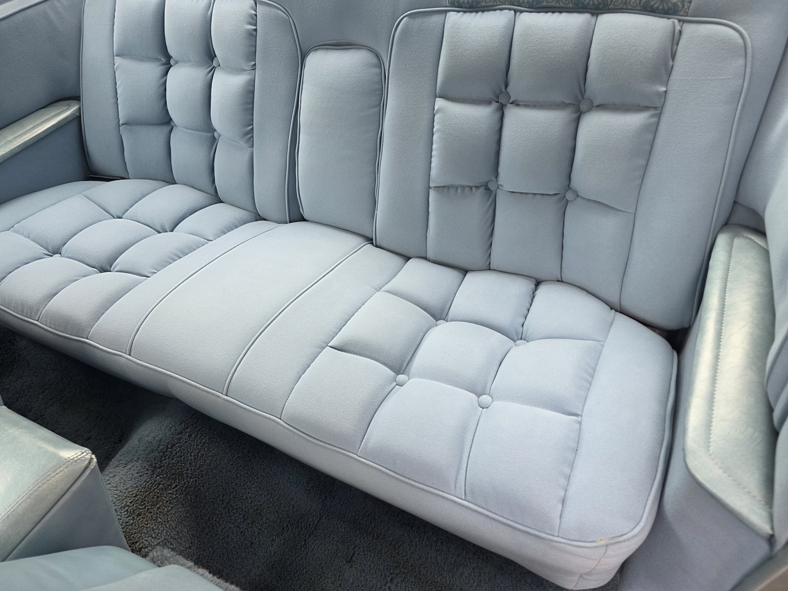 Lincoln-Continental-1978-sedan-23