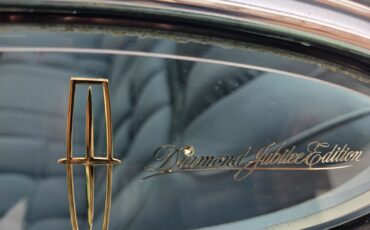 Lincoln-Continental-1978-sedan-36