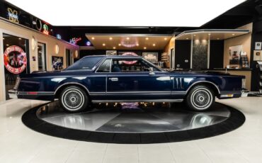 Lincoln-Continental-1979-Coupe-11