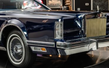 Lincoln-Continental-1979-Coupe-21