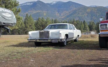 Lincoln-Continental-1979-Sedan-1