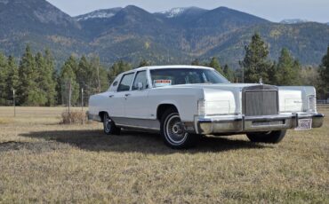 Lincoln-Continental-1979-Sedan-7