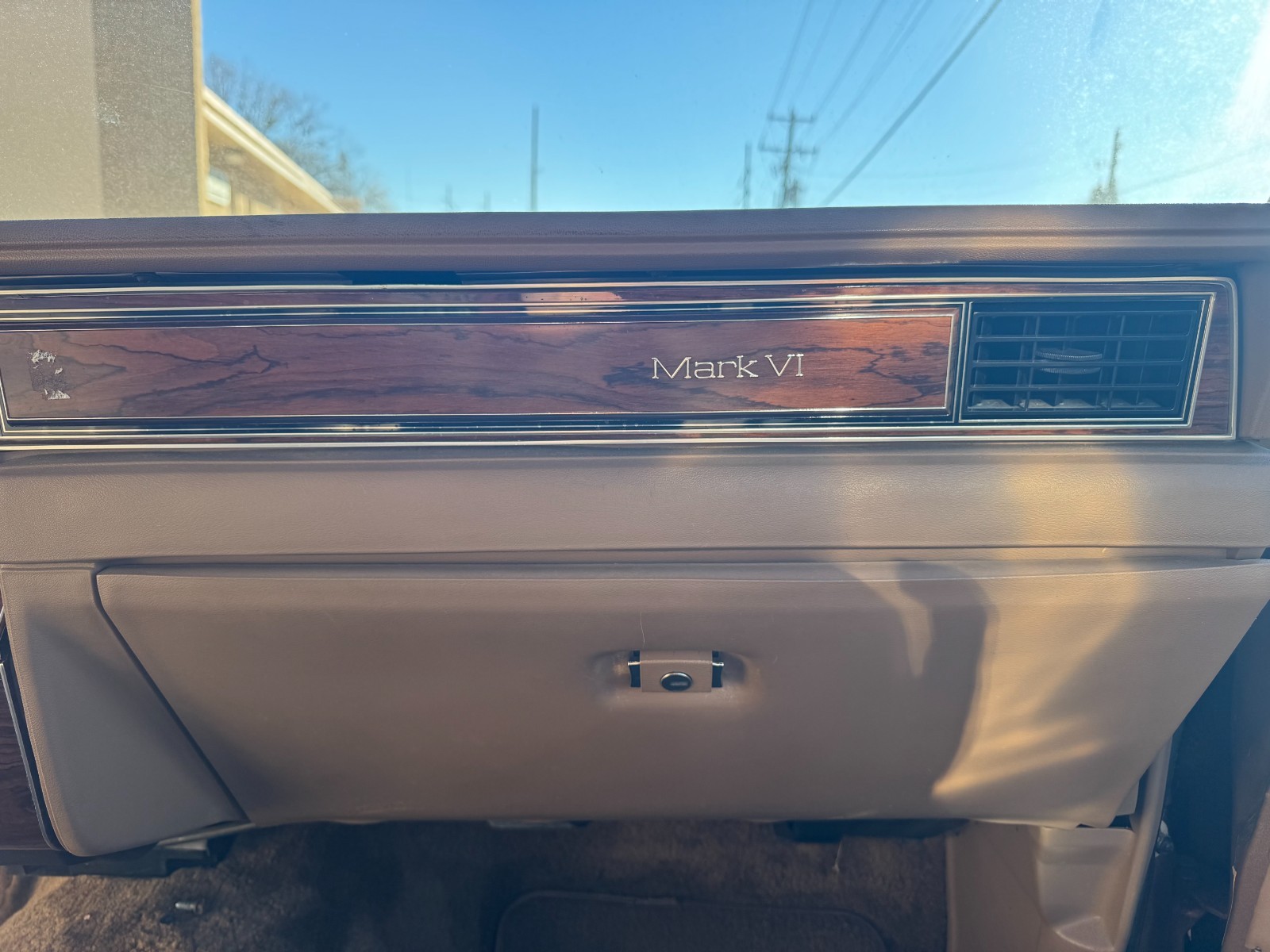 Lincoln-Continental-1982-Coupe-12