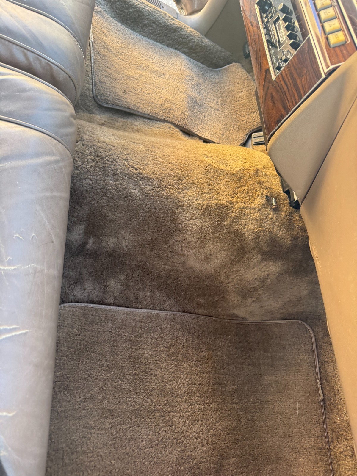 Lincoln-Continental-1982-Coupe-14