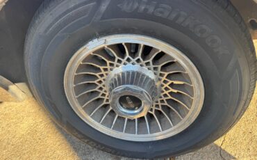 Lincoln-Continental-1982-Coupe-20