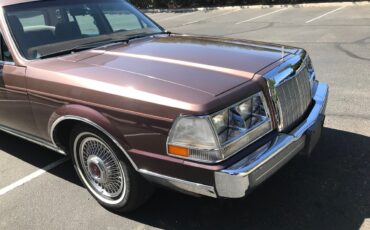 Lincoln-Continental-1987-Sedan-1