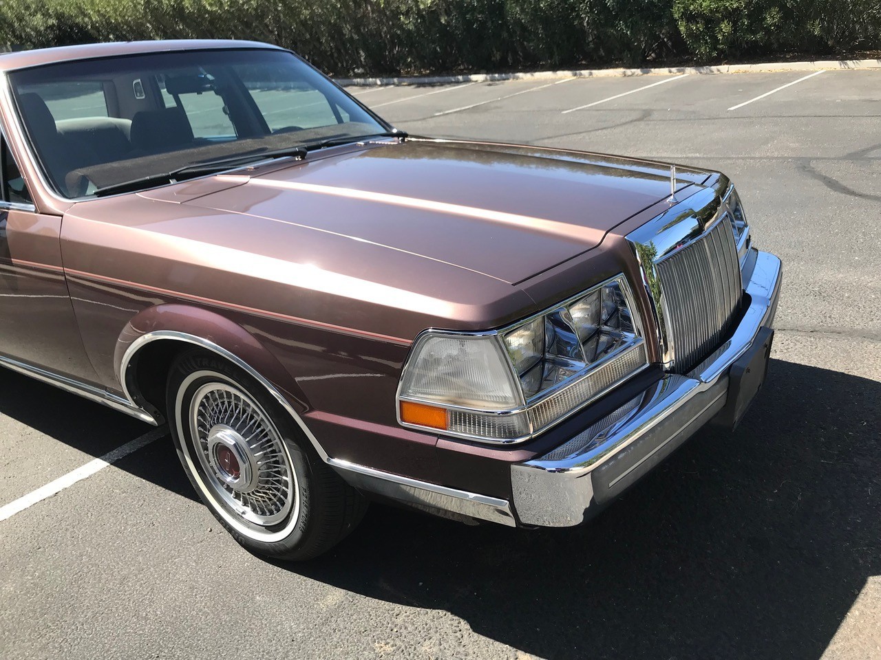 Lincoln-Continental-1987-Sedan-1