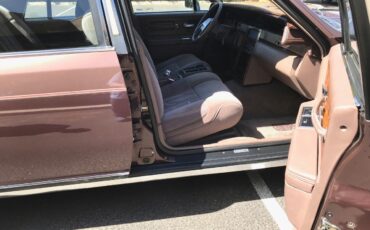 Lincoln-Continental-1987-Sedan-13