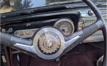 Lincoln-Continental-convertible-1947-Black-Red-3