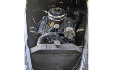 Lincoln-Continental-convertible-1947-Black-Red-4