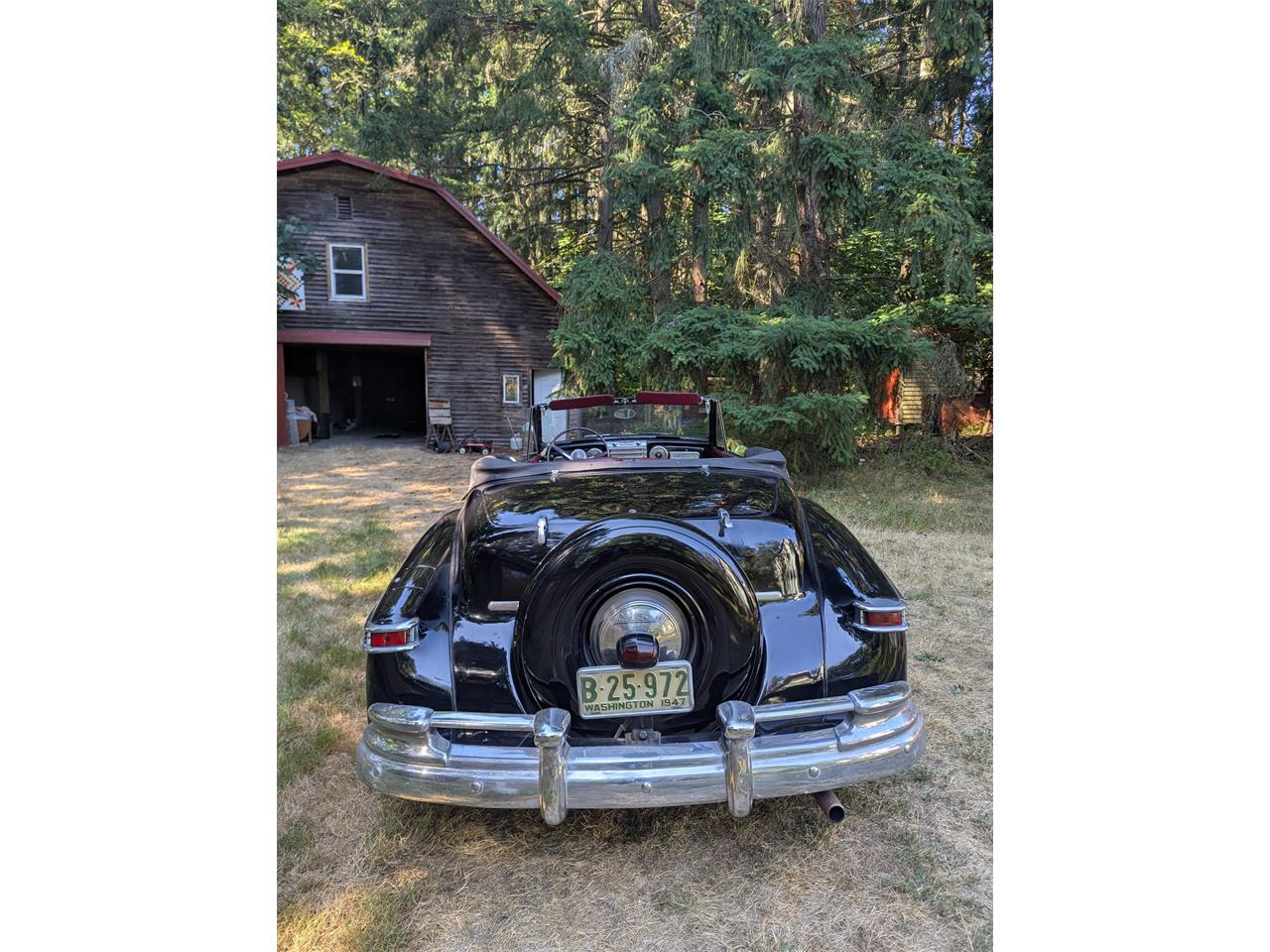Lincoln-Continental-convertible-1947-Black-Red-6