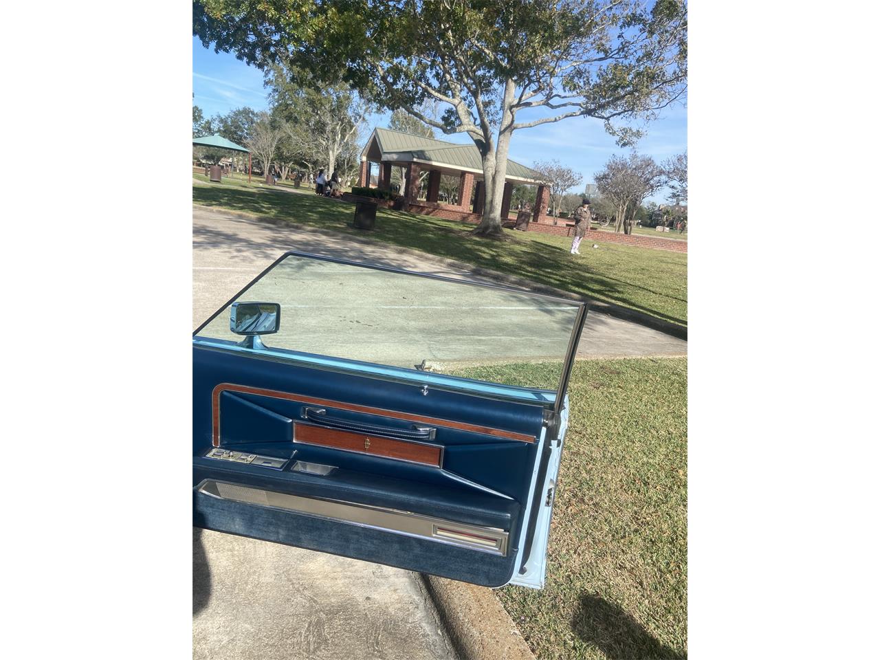 Lincoln-Continental-mark-iii-1970-Blue-Navy-Blue-10