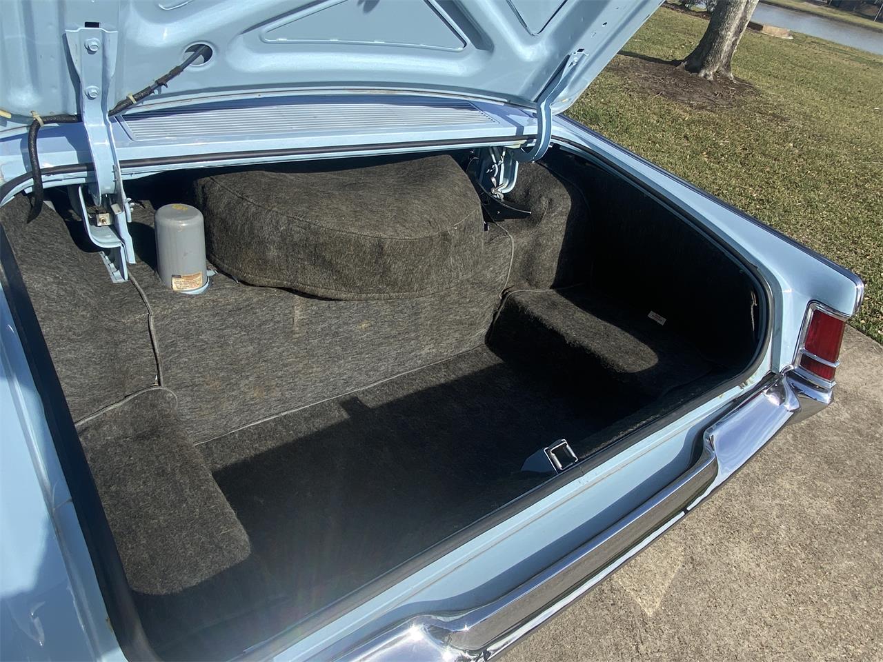 Lincoln-Continental-mark-iii-1970-Blue-Navy-Blue-17