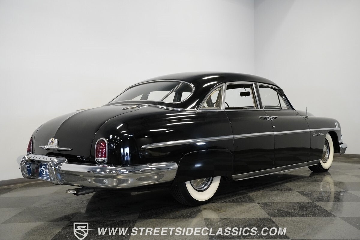 Lincoln-Cosmopolitan-1951-Sedan-11