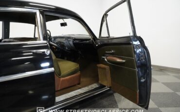 Lincoln-Cosmopolitan-1951-Sedan-23