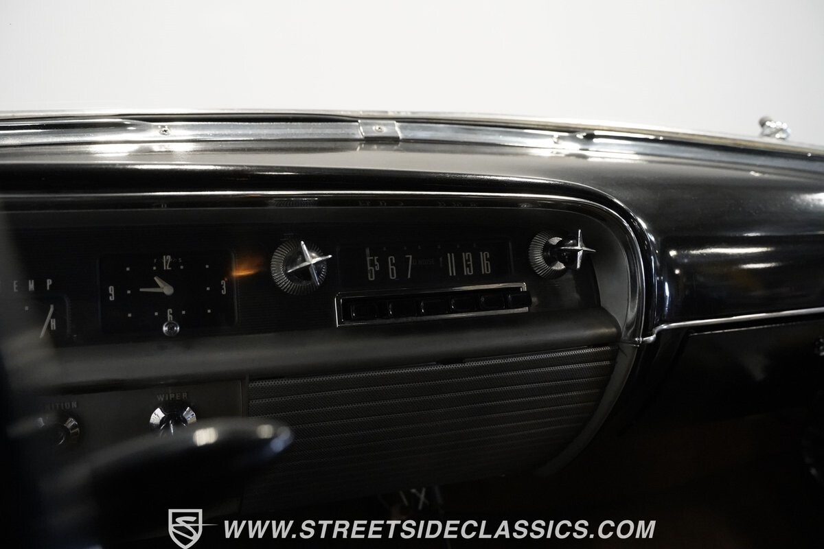 Lincoln-Cosmopolitan-1951-Sedan-38