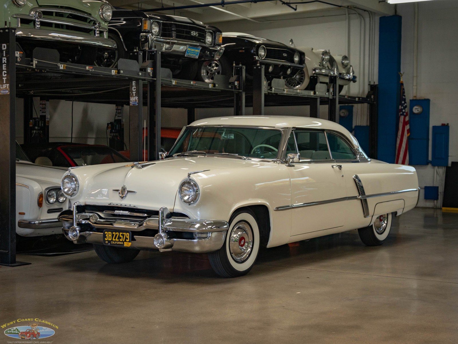 Lincoln Cosmopolitan Sport Coupe 1952 2 Door Hardtop