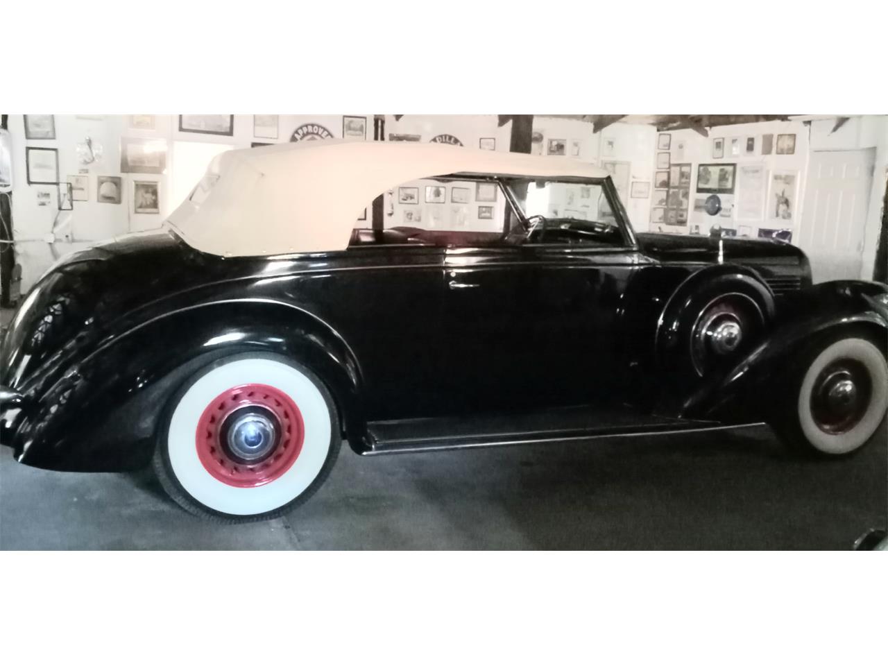 Lincoln-K-series-1939-Black-Maroon-12