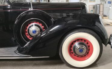 Lincoln-K-series-1939-Black-Maroon-2