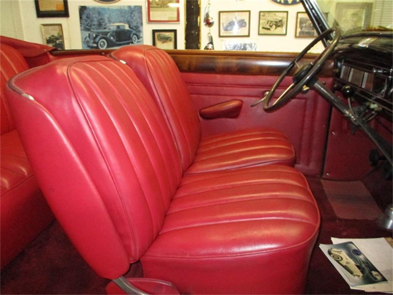 Lincoln-K-series-1939-Black-Maroon-36