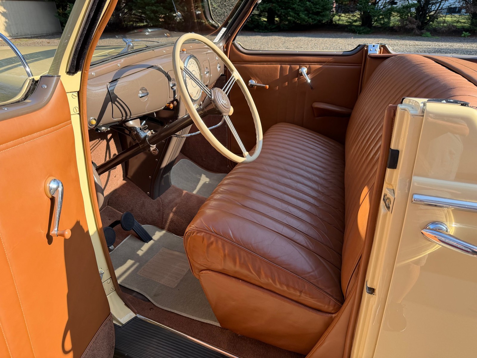 Lincoln-MKZZephyr-1939-Convertible-11
