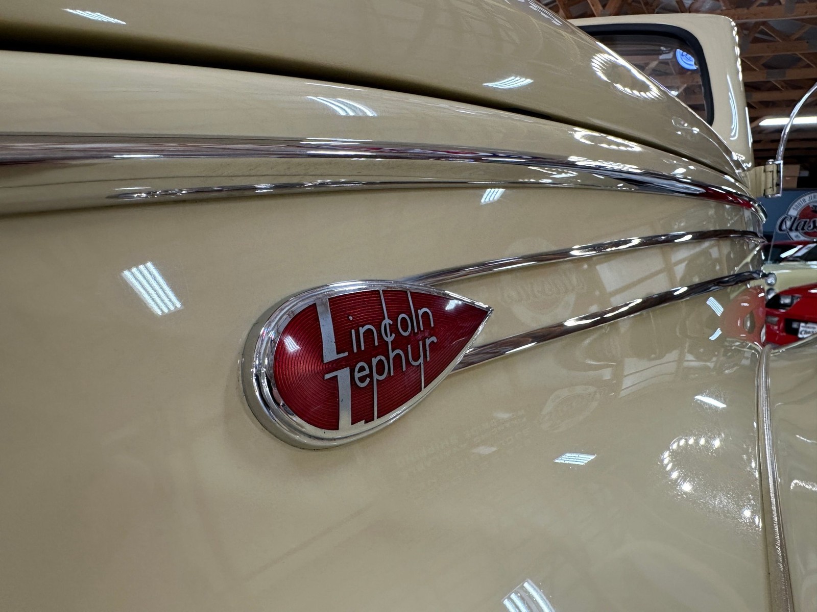 Lincoln-MKZZephyr-1939-Convertible-33