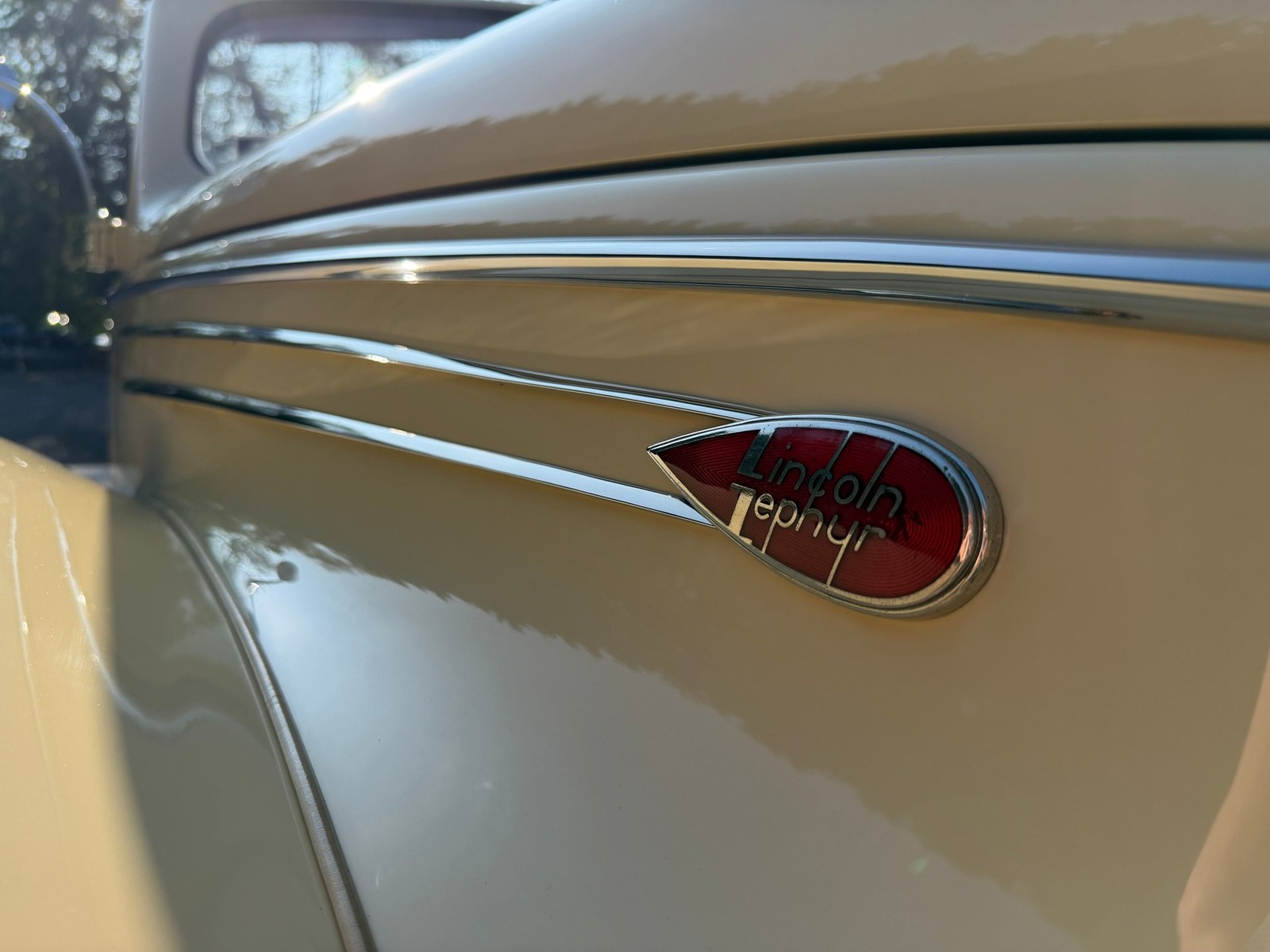 Lincoln-MKZZephyr-1939-Convertible-4