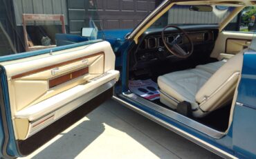 Lincoln-Mark-Series-1970-Coupe-11