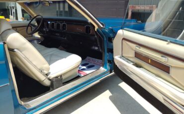 Lincoln-Mark-Series-1970-Coupe-13