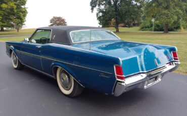 Lincoln-Mark-Series-1970-Coupe-8